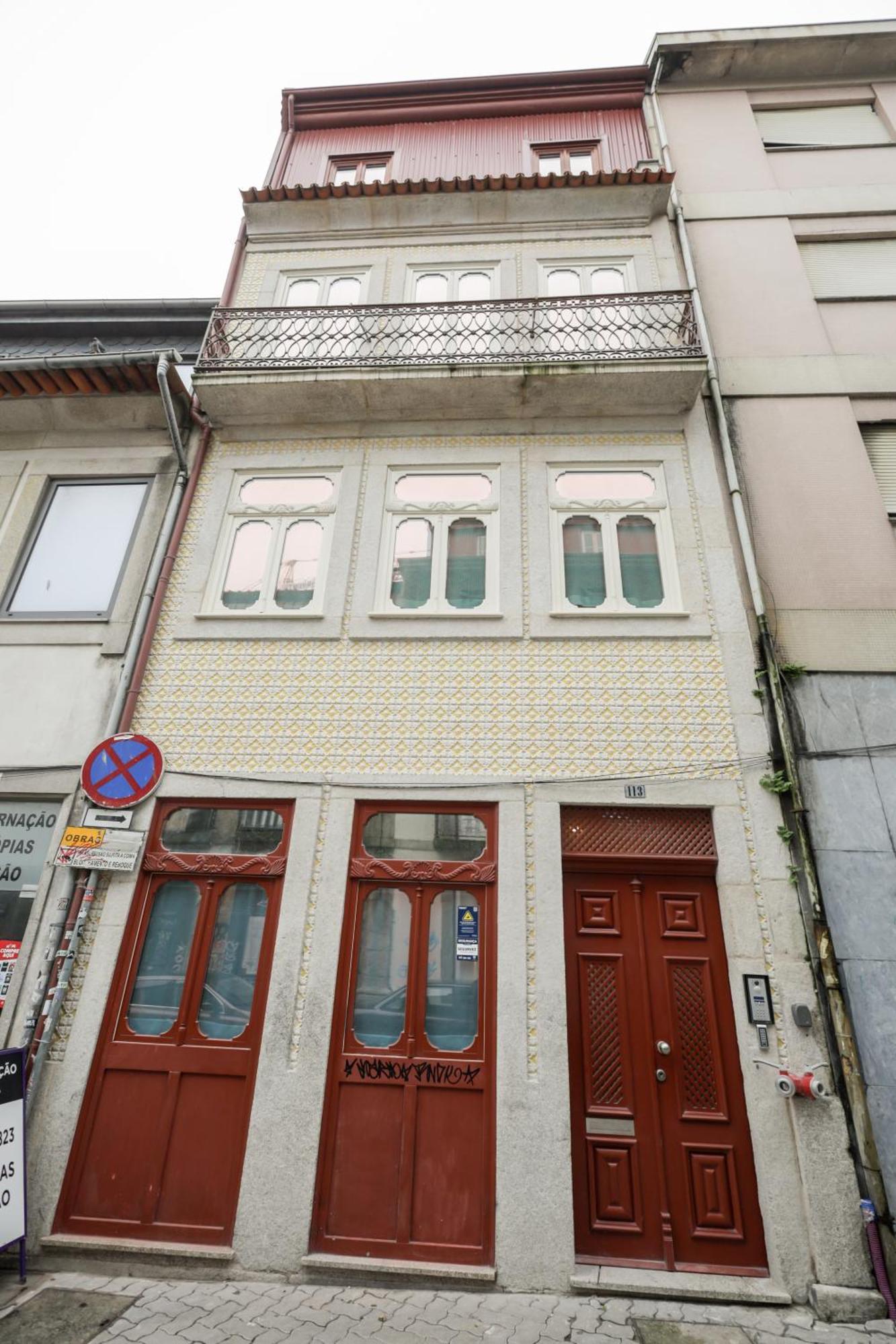 Martires Sweet Apts By Portocityhosts المظهر الخارجي الصورة